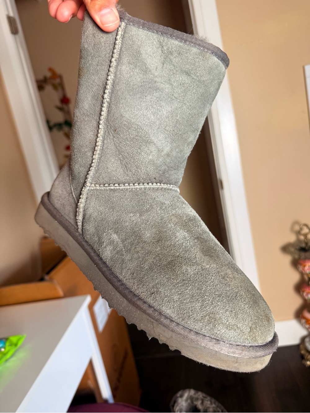🤍 UGG Australia Classic‎ Short II Boots – Grey Sheepskin - Picture 9 of 16